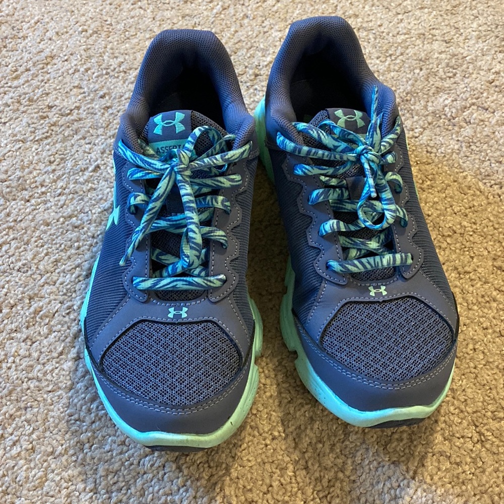 Under Armour Sneakers
